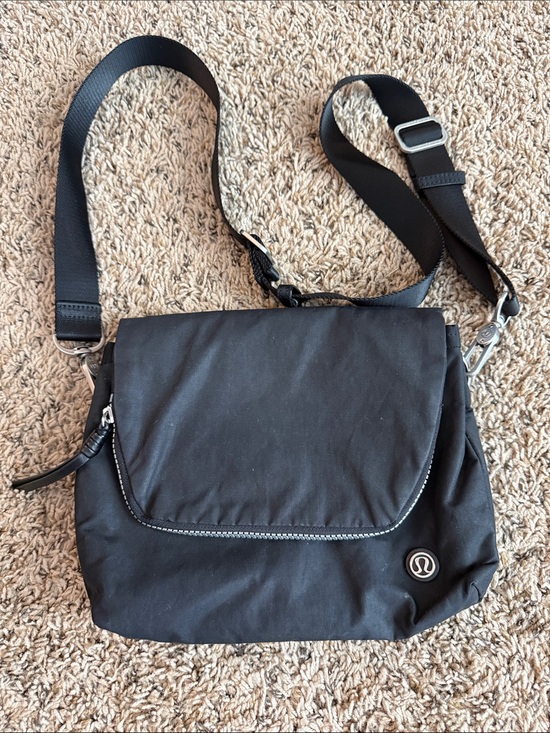 lululemon athletica Handbags - lululemon athletica Black Crossbody All Night Festival bag 5L